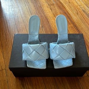 Bottega Veneta Lido Intrecciato leather mules sandals heels